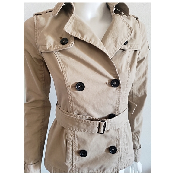 Abercrombie & Fitch Jacket - Picture 3 of 12